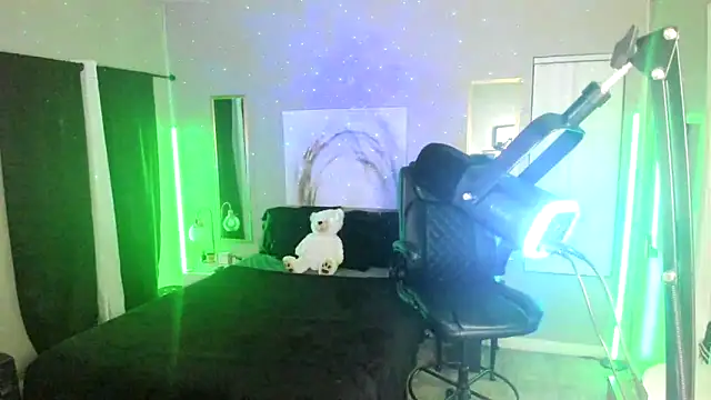 Myonnathegod online show from 12/18/25, 05:02