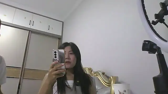 Fbbyyyyyy online show from 10/17/25, 02:52