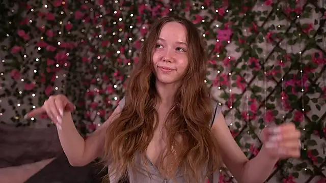 Petite Polly online show from 12/14/25, 06:12