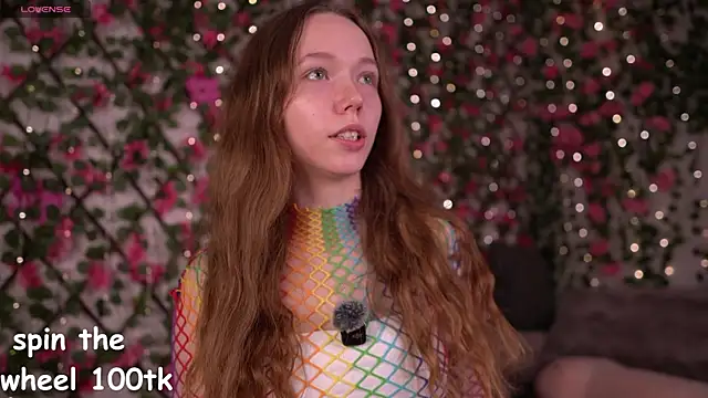 Petite Polly online show from 12/17/25, 06:03