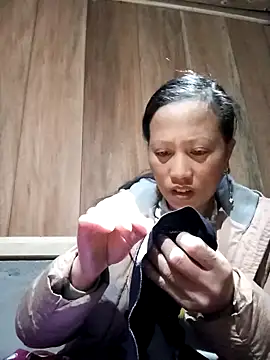 jerry-xx online show from 11/27/25, 07:38