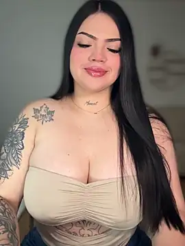 dulcemarianh  online show from 05/18/26, 03:57