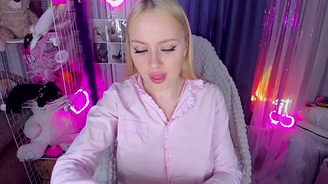 CeaneLino online show from 03/26/26, 05:18