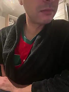 Snapshot of Arabianrainbow chatting on 10/09/25, 01:14 Arabianrainbow online show from 10/09/25, 01:14