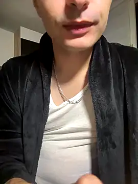 Snapshot of Arabianrainbow chatting on 10/11/25, 10:41 Arabianrainbow online show from 10/11/25, 10:41