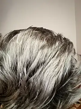 Lovebirdss online show from 12/03/25, 10:02