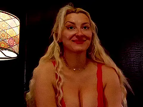 LeticiaReys online show from 02/02/26, 06:28