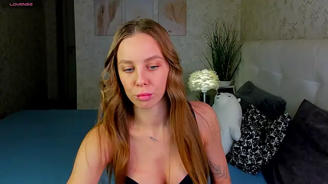 Verona Brens online show from 12/17/25, 09:15