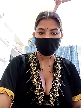 Hot radhaji online show from 02/28/26, 03:18