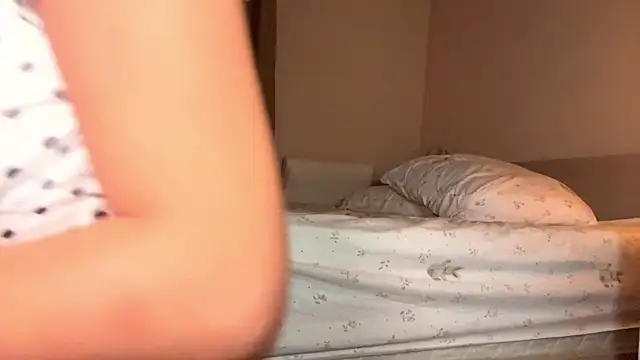 Sweetie Natasha online show from 04/17/26, 10:46