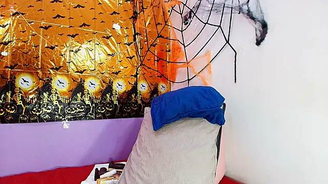 lu mystic online show from 10/08/25, 01:20