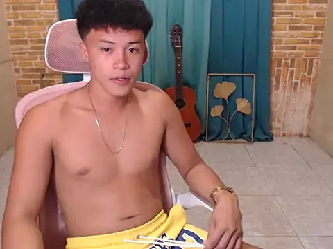 ur naughtyboy patrick online show from 11/03/25, 01:56