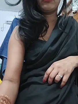 Snapshot of Janu-hasena chatting on 06/11/26, 10:41 Janu-hasena online show from 06/11/26, 10:41