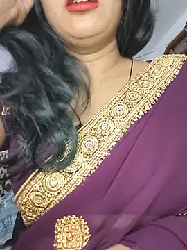Snapshot of Janu-hasena chatting on 07/17/26, 05:40 Janu-hasena online show from 07/17/26, 05:40