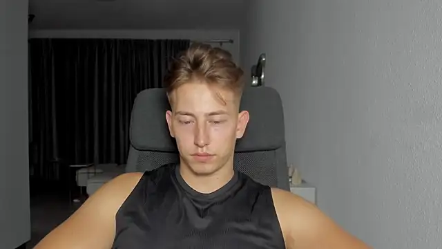 find0m master online show from 10/15/25, 08:20