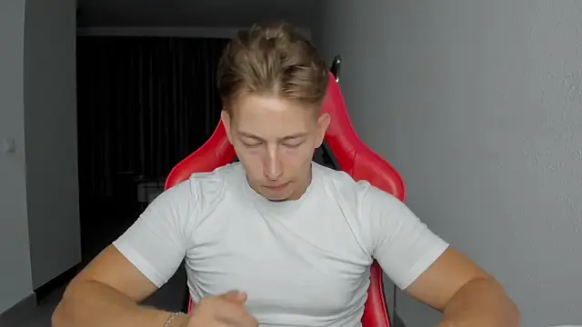 find0m master online show from 10/22/25, 08:30