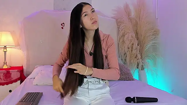 Sara Collinss  online show from 02/27/26, 11:32