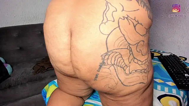 Emilycollei online show from 04/05/26, 08:28