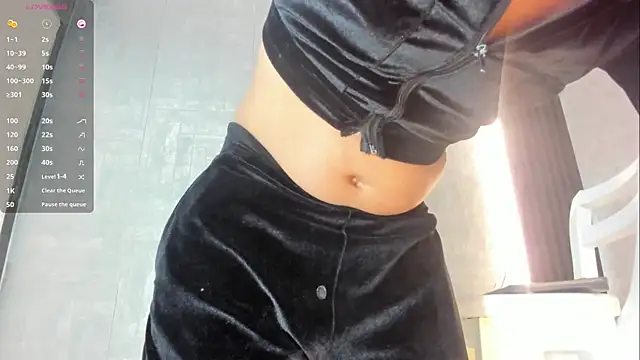 Snapshot of Alisson_Steelersexy chatting on 06/21/26, 08:33 Alisson Steelersexy online show from 06/21/26, 08:33