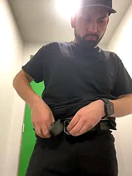 Nasho172737 online show from 11/26/25, 05:25