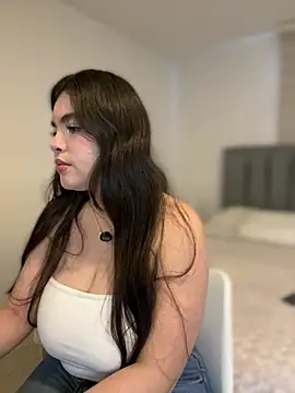 Isabella LaRue online show from 03/20/26, 12:10