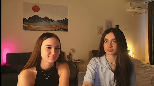 MayaGlow online show from 01/10/26, 05:42