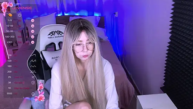 sofiisun online show from 10/22/25, 02:12