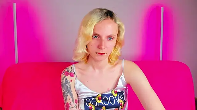 LikiLips online show from 05/21/26, 01:01