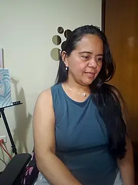 Miss  kendra  online show from 10/21/25, 12:33