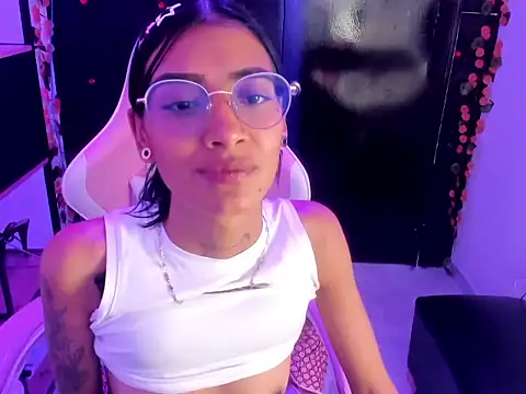 KarlaSlutSkinny   online show from 02/22/26, 10:30