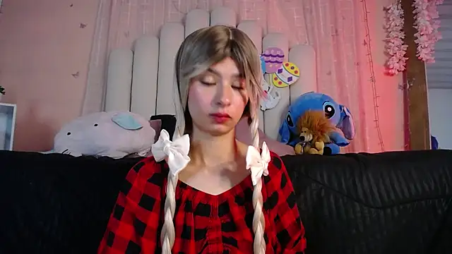 SweetRenata  online show from 04/07/26, 11:43