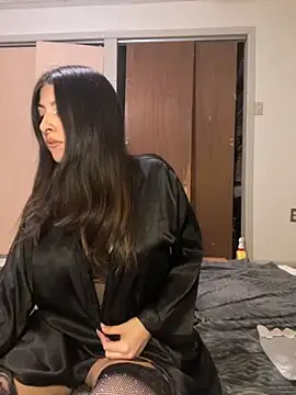 Bri Starr online show from 11/08/25, 09:53