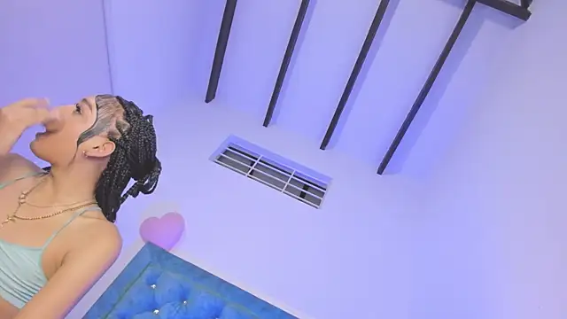 ChocoBunny1 online show from 04/03/26, 11:19