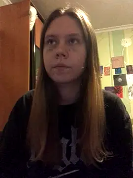 LunaVirelle online show from 10/19/25, 09:04