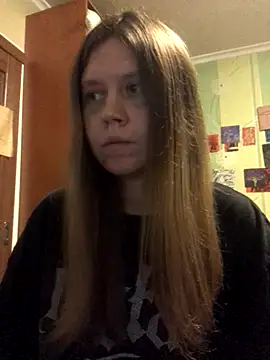 LunaVirelle online show from 11/27/25, 09:17