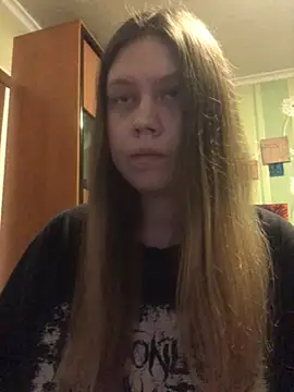 LunaVirelle online show from 03/18/26, 06:33