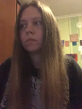 LunaVirelle online show from 04/14/26, 08:04