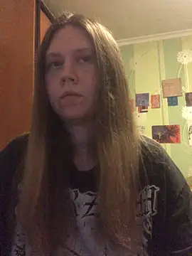 LunaVirelle online show from 04/18/26, 07:18