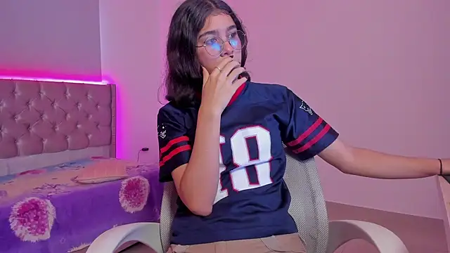 beiby glow online show from 10/16/25, 12:28