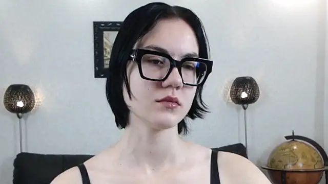 Marie Fitch online show from 11/22/25, 03:38