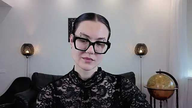 Marie Fitch online show from 06/04/26, 02:28