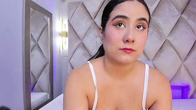 GabyParker  online show from 11/03/25, 12:39