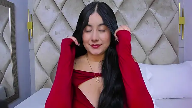 GabyParker  online show from 04/13/26, 12:10