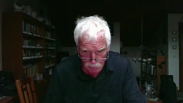 super-snoopy online show from 09/21/25, 08:16