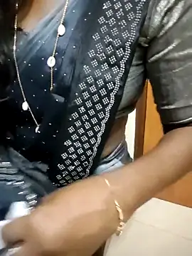 Tamilmallu-duskygirl03 online show from 12/16/25, 07:19