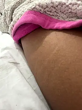 Snapshot of mel_casada chatting on 11/09/25, 11:25 mel casada online show from 11/09/25, 11:25