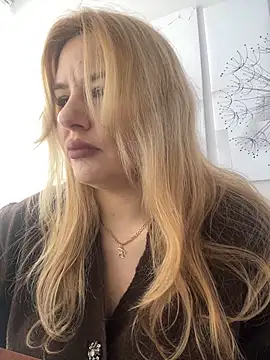 Passion-Blondy online show from 02/03/26, 11:04