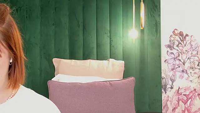 ClaireMathis online show from 03/31/26, 02:39