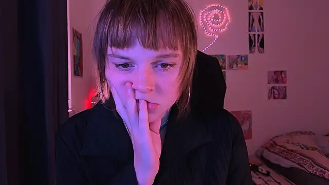 liquid0fluid0 online show from 12/05/25, 04:47