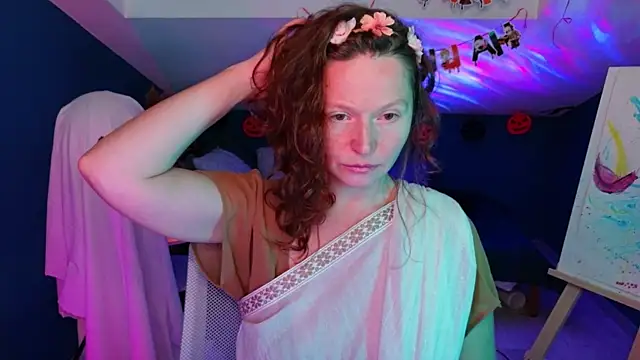 Snapshot of AuroraBorealis__ chatting on 10/31/25, 06:58 AuroraBorealis   online show from 10/31/25, 06:58